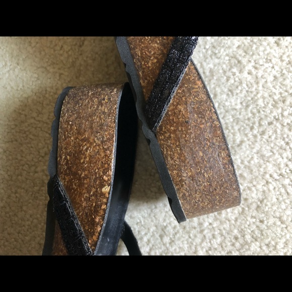 Black sandals size 6 - Picture 4 of 5